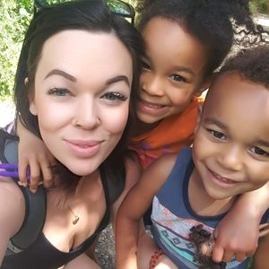 Meet your Posher, Sierra